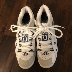 Women’s K Swiss tennis shoes
